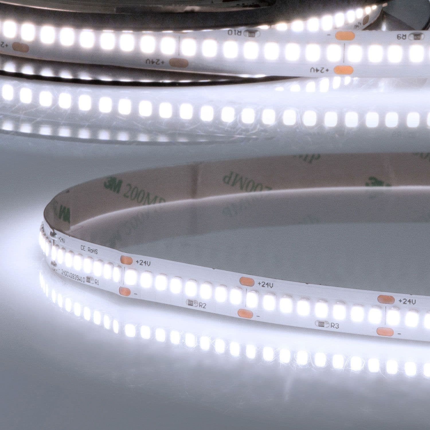 LED HEQ960 Flexband High Bright, 24V DC, 22W, IP20, 6000K, 150 lm/W, 5m Rolle, 240 LED/m